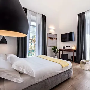 By The First - Luxury & 2*, La Spezia Italia